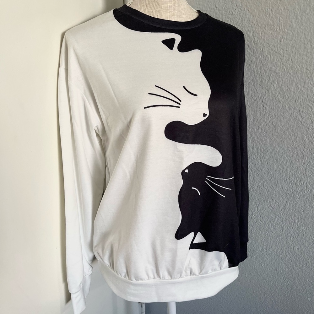 Women's Cat Fashion Long Sleeve Top
